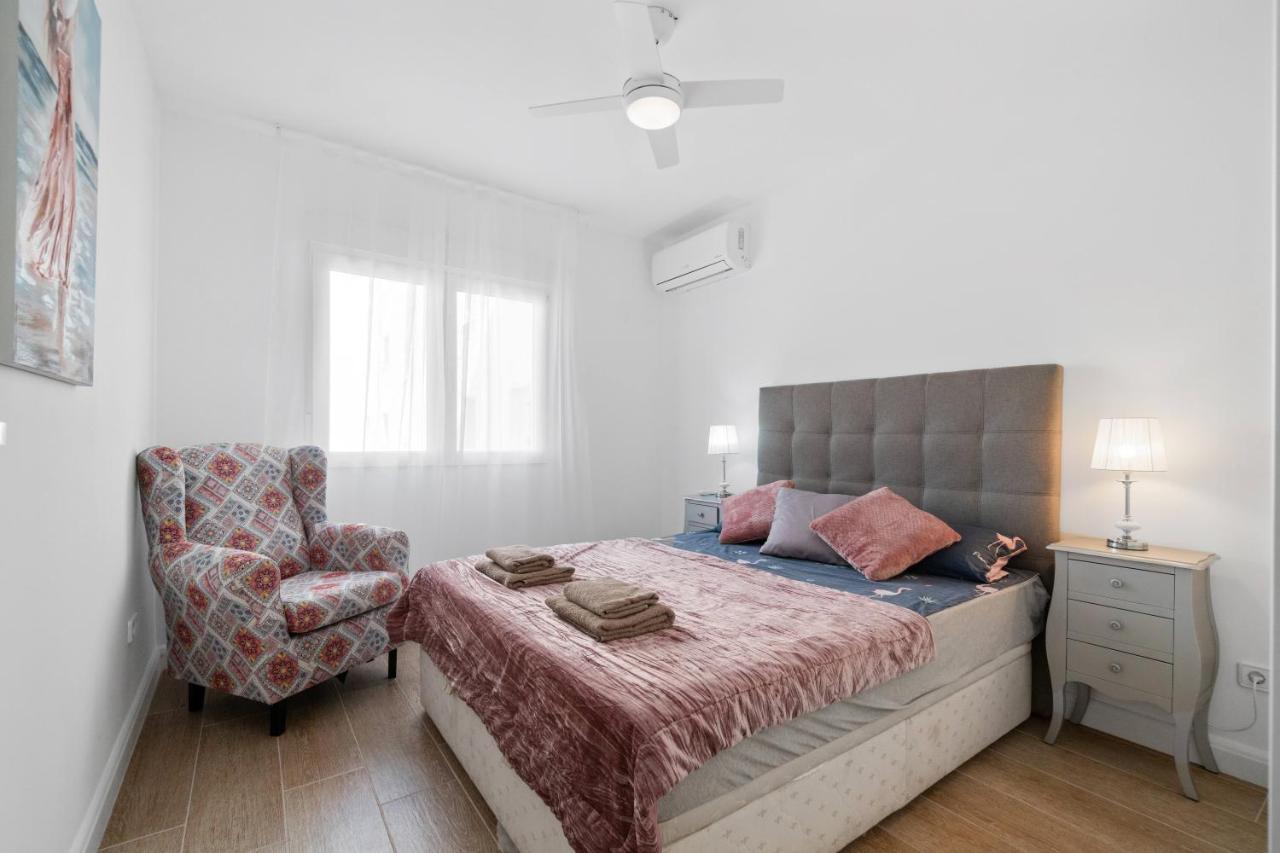 Marina Apartament Τορεβιέχα Εξωτερικό φωτογραφία