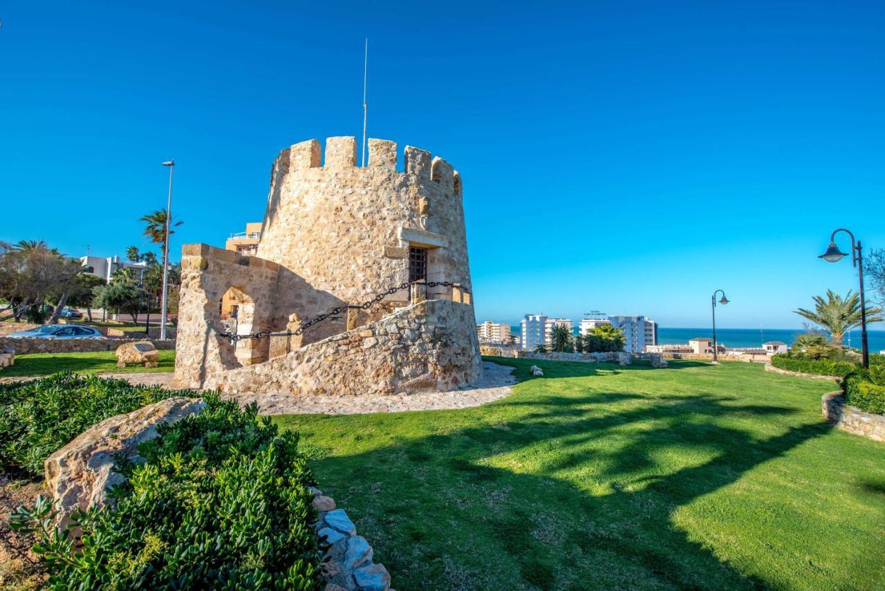 Marina Apartament Τορεβιέχα Εξωτερικό φωτογραφία